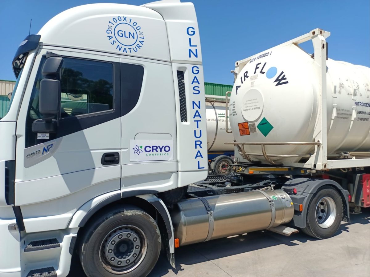 Cryologistics truck